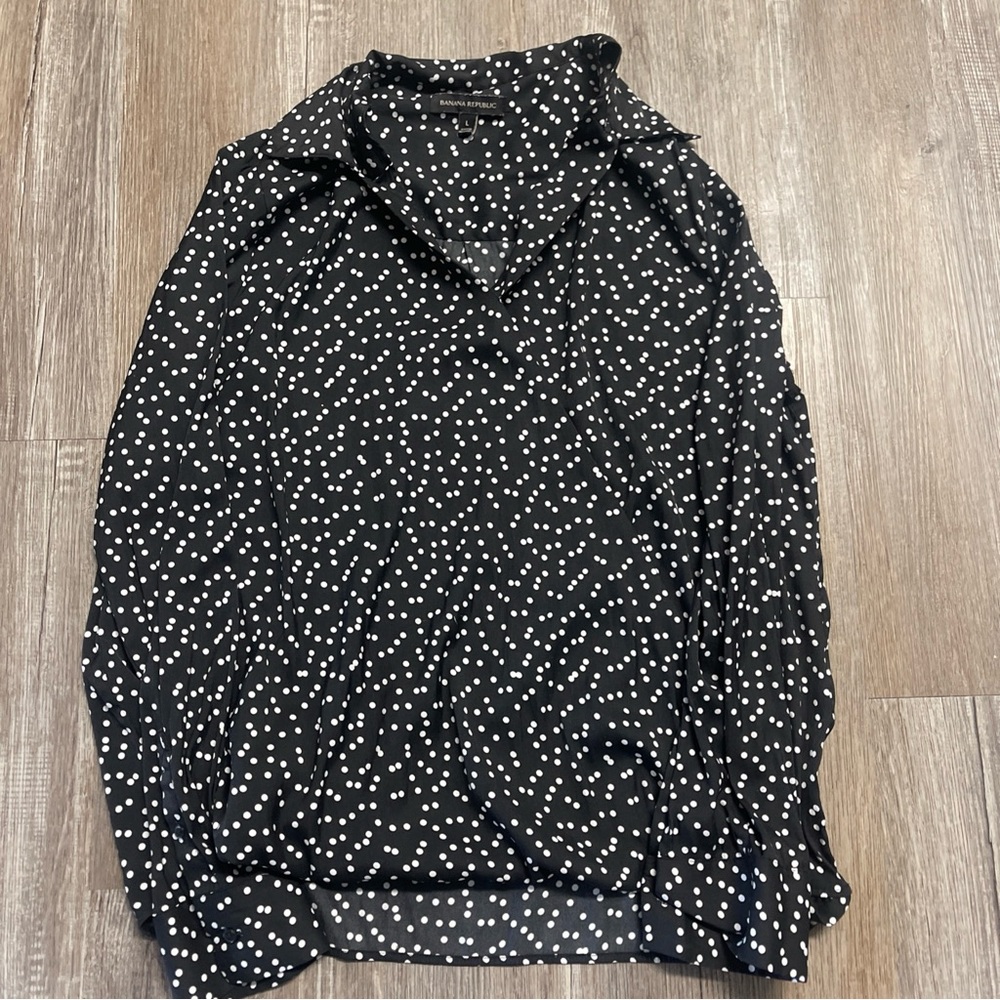 Banana Republic Women's Black  & White Polkadot Blouse Size Large